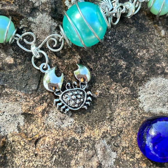 Siren Wire Wrapped Beads Bracelet & Earrings - Picture 4 of 12